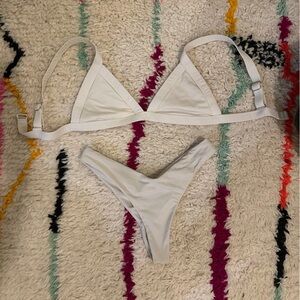 ONEONE White Triangle Bikini Set
